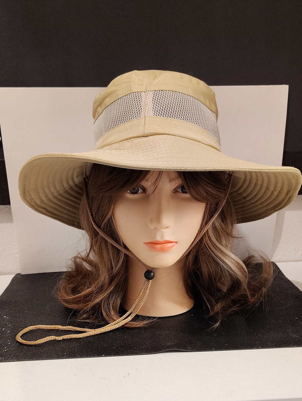Sun Hat - Khaki-colored wide-brim booney sun hat
